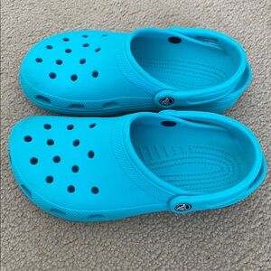 Crocs Classic Clogs - Aqua/Light Blue - M7/W9
